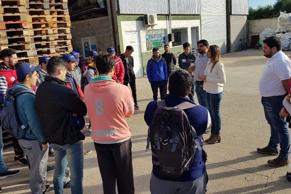 45 jóvenes se insertan en el mercado laboral gracias a un programa municipal
