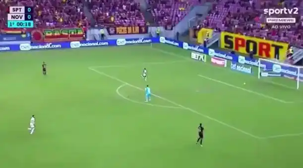 Un equipo de Brasil se puso en ventaja a los 21 segundos sin haber tocado jamás la pelota