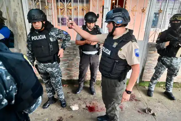 Enfrentamiento de bandas rivales en barrios de Guayaquil deja un saldo de 22 fallecidos y 3 heridos