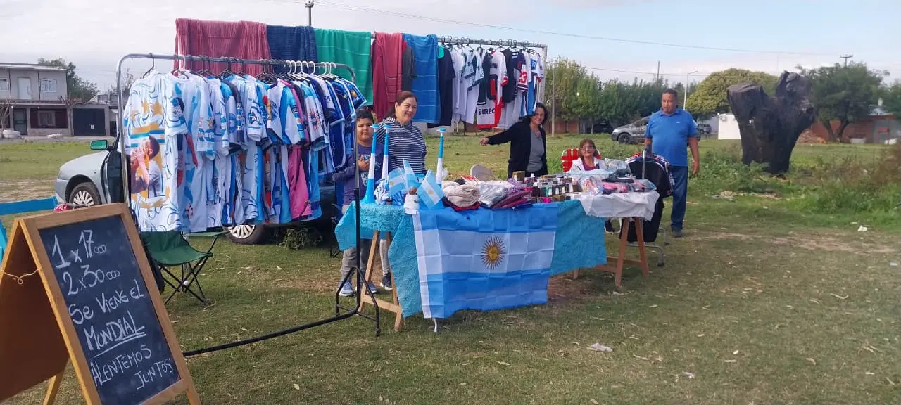 Los vecinos de la zona disfrutaron de la feria popular.