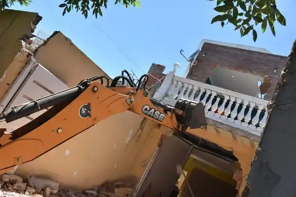 Rosario: Provincia derribó otros tres puestos de venta de drogas por la Ley de Microtráfico