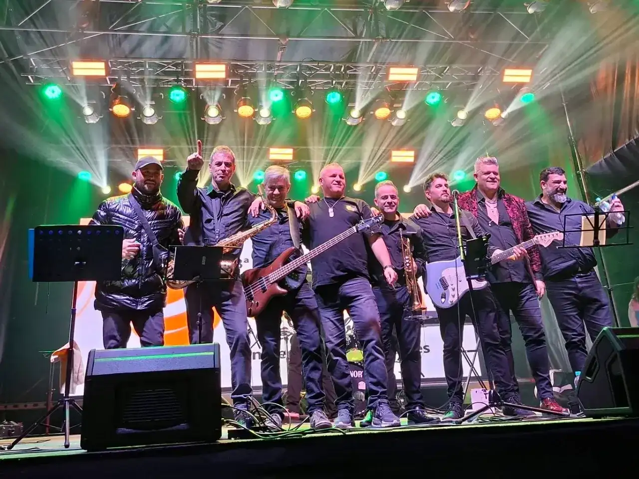 oscar y su banda músicos