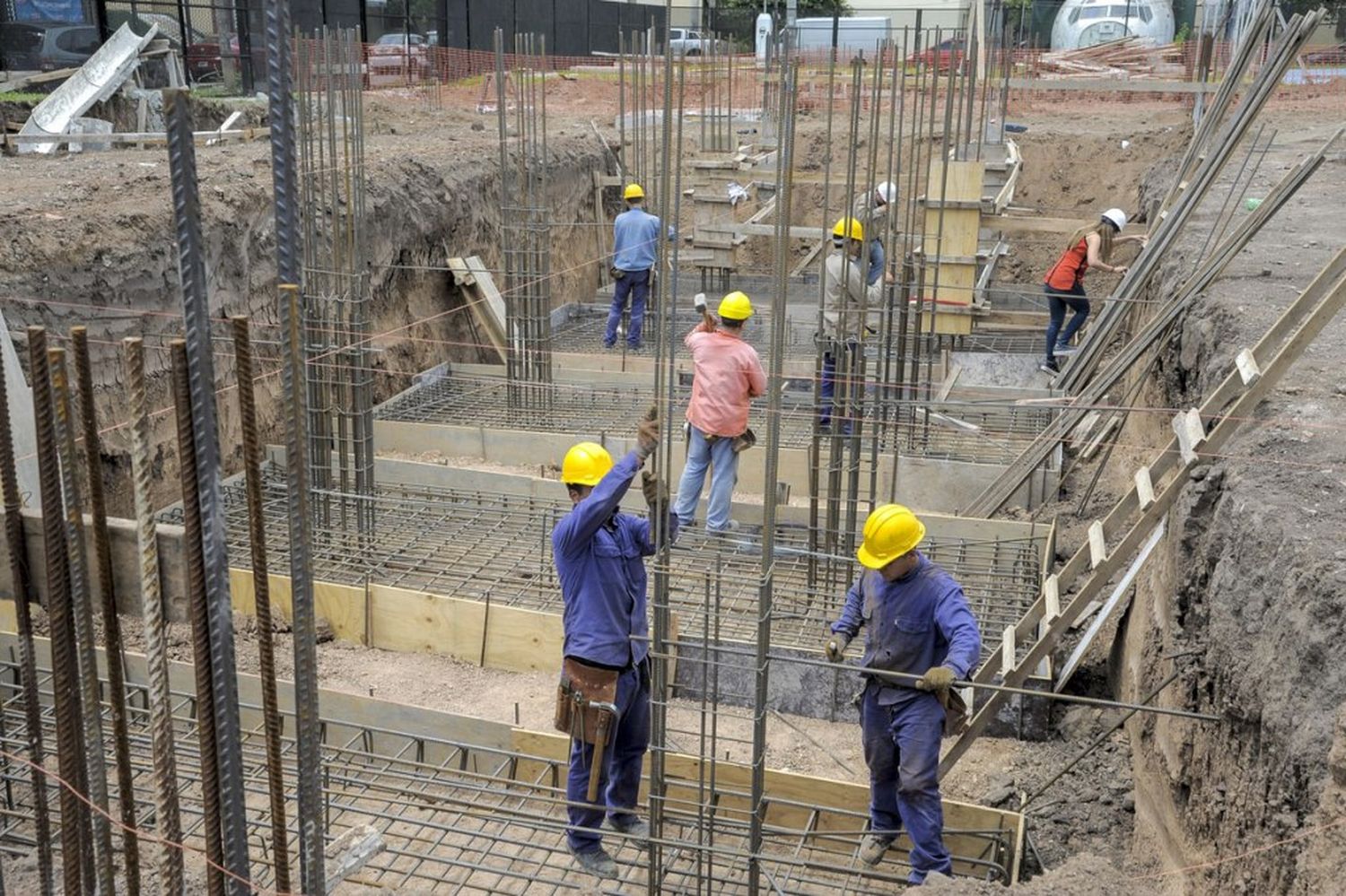 La venta de insumos para la construcción registró una fuerte baja interanual en abril