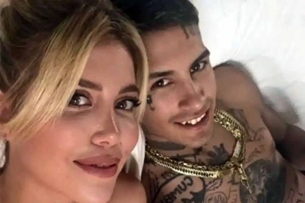 Se viralizó una foto de Wanda Nara y L-Gante a los besos en Luján