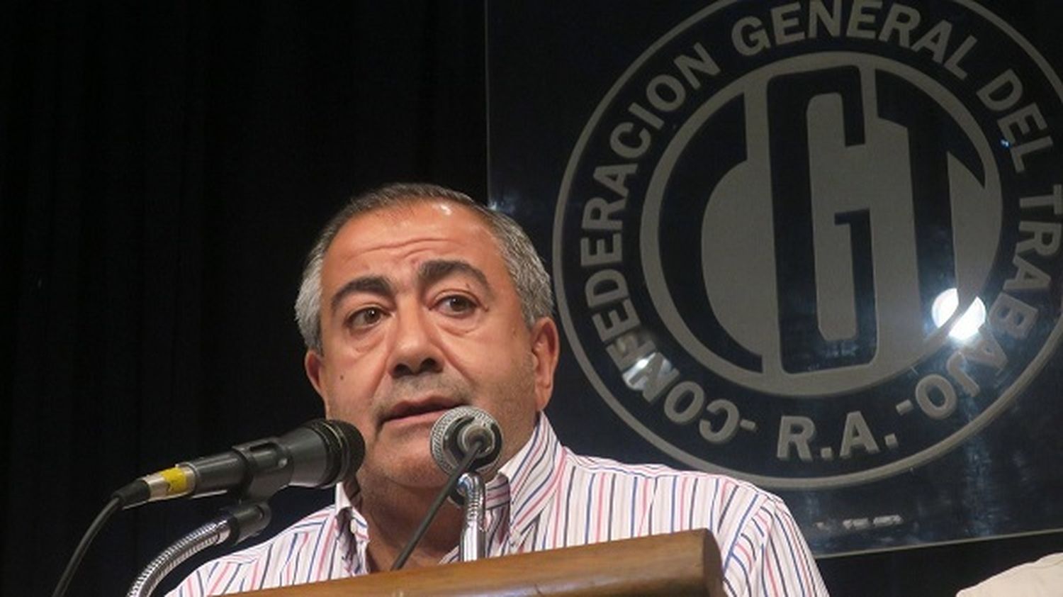 La CGT y el Gobierno acordaron un bono de fin de año de 5000 pesos