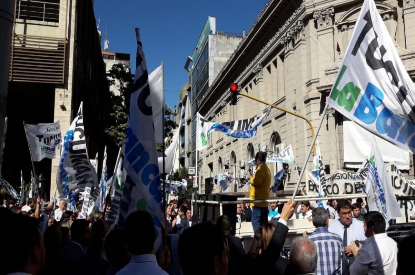 Bancarios pararán la próxima semana