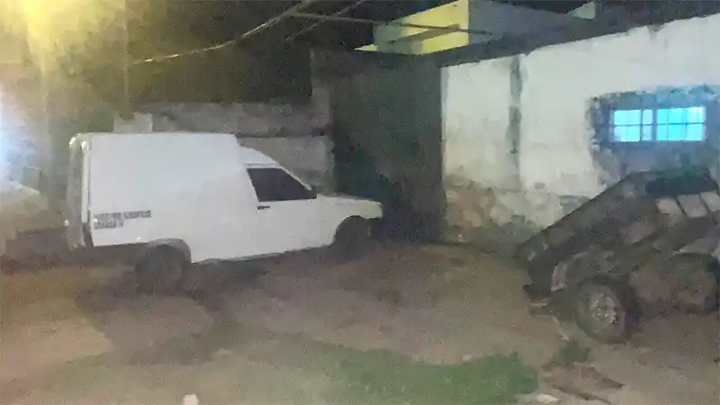 Detuvieron a dos hermanos acusados de torturar a un comerciante