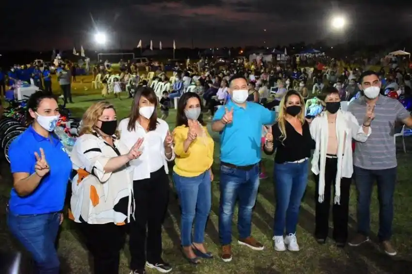 Activa movilización de los candidatos en los barrios y el interior