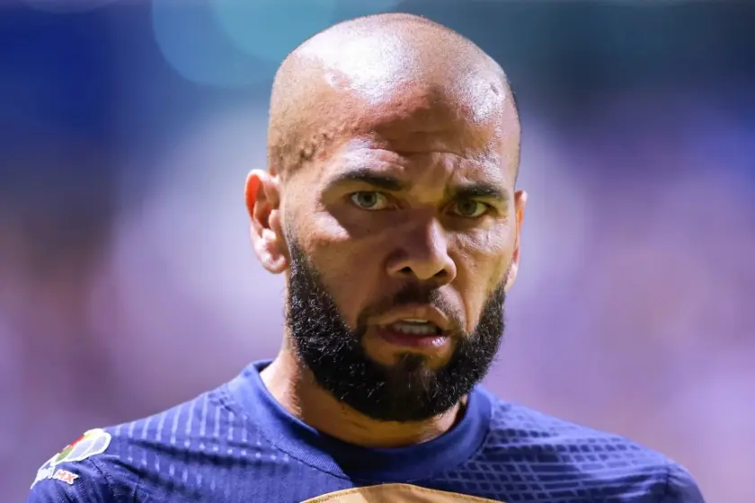 Detuvieron a Dani Alves en Barcelona por presunta agresión sexual