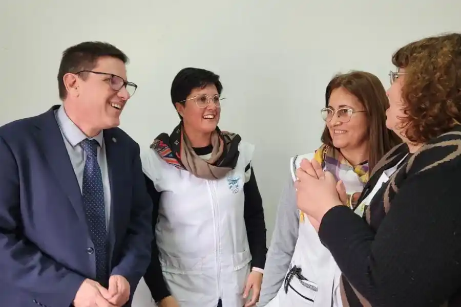 Más de 27 mil docentes cobrarán el incentivo trimestral bajo el programa Asistencia Perfecta