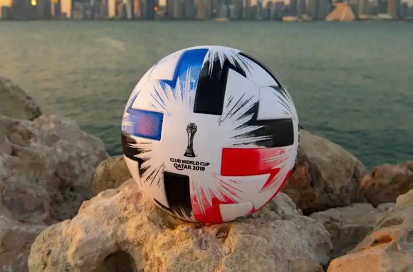 La pelota del Mundial de Clubes fue insirada en los Supercampeones