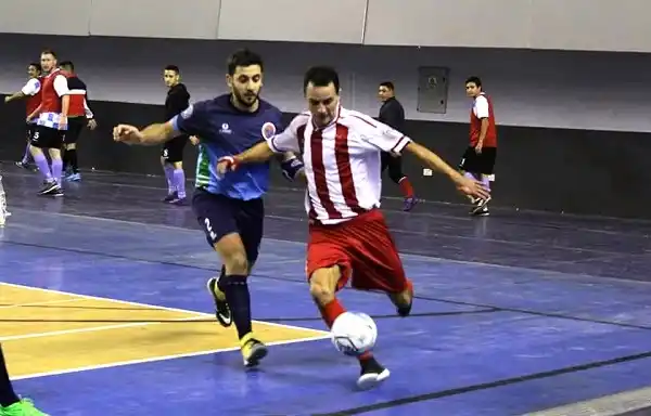 Futsal: Gualeguaychú perdió su invicto y hoy juega semifinales