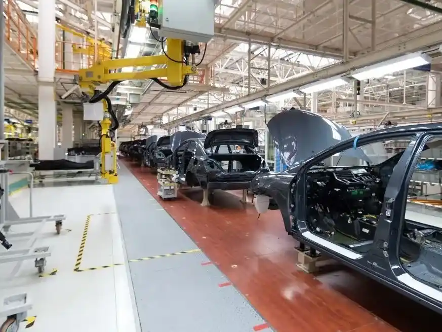 Industria automotriz fue la actividad de mayor caída en septiembre en Santa Fe.