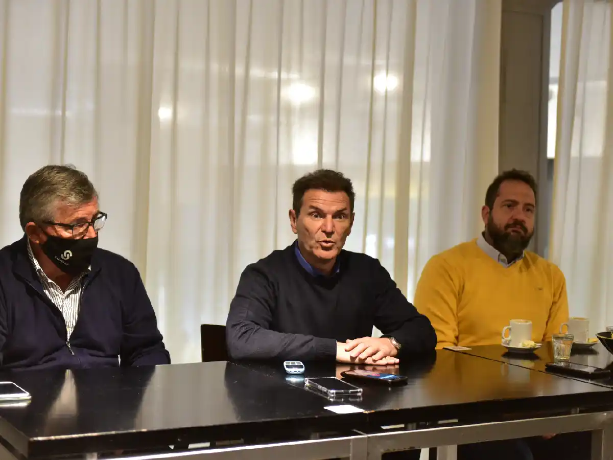 Bee Sellares busca un cambio dentro de JxC para las elecciones   