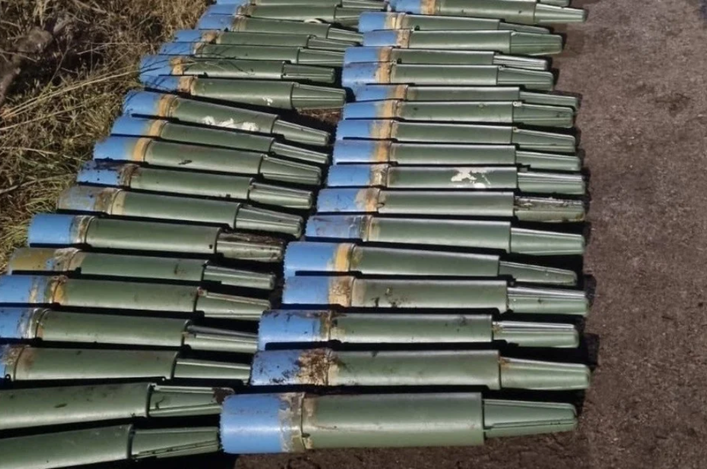 Encontraron un importante arsenal en Ezeiza: 46 cohetes y 70 granadas