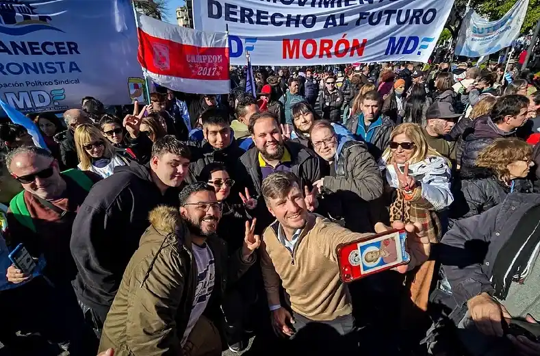 Lucas Ghi y una advertencia al poder judicial tras la movilización por Cristina: "No estamos pasivos ni adormecidos"