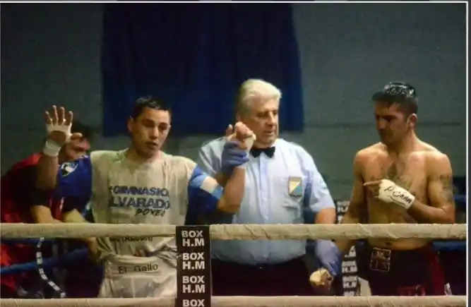 “El Gallo” alcanzó su primer triunfo