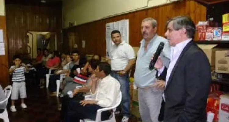 Britos saludó a los municipales por su día