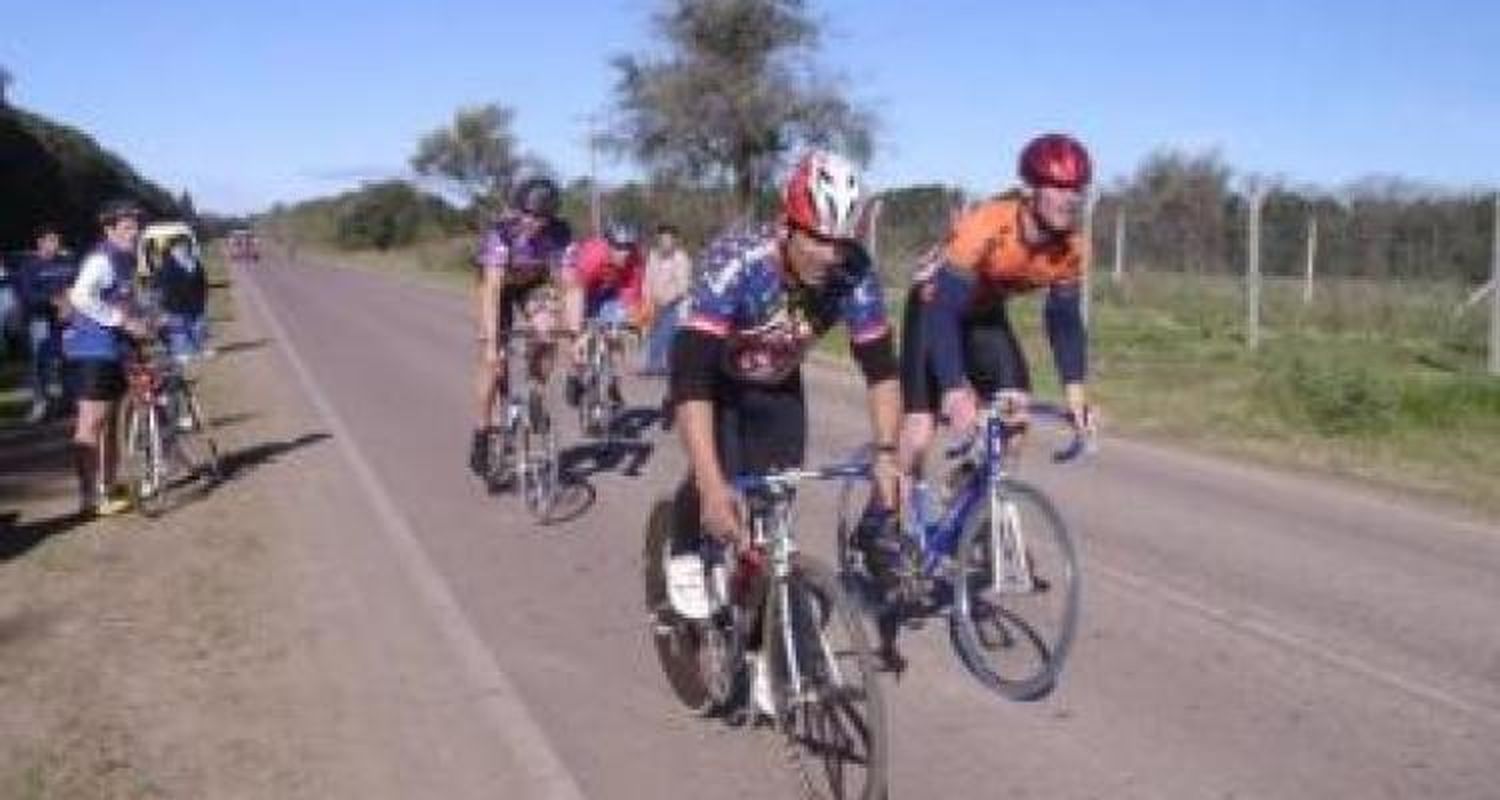 Campeonato y homenaje