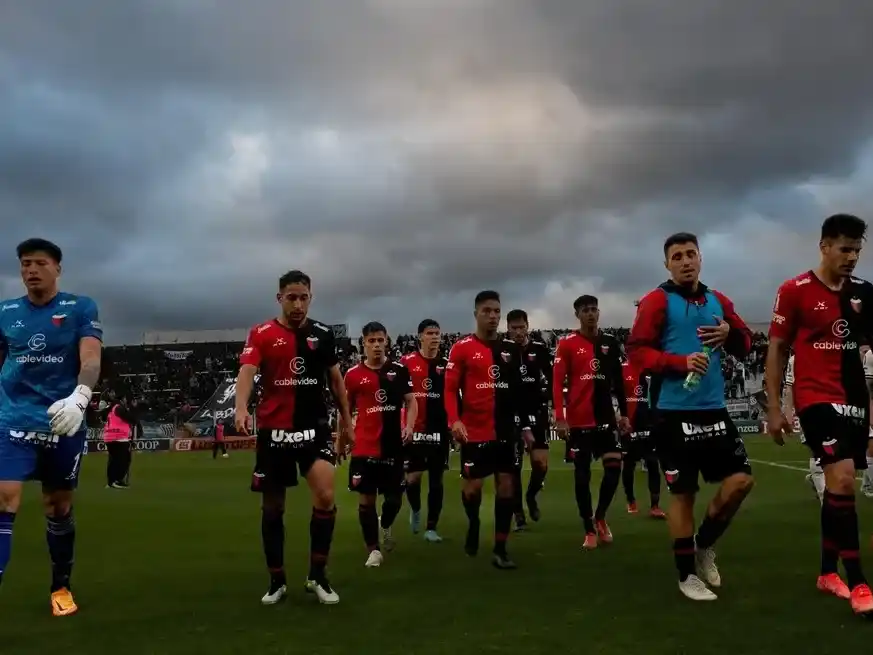 Colón sumó una nueva derrota como visitante. Crédito: Juan Foglia