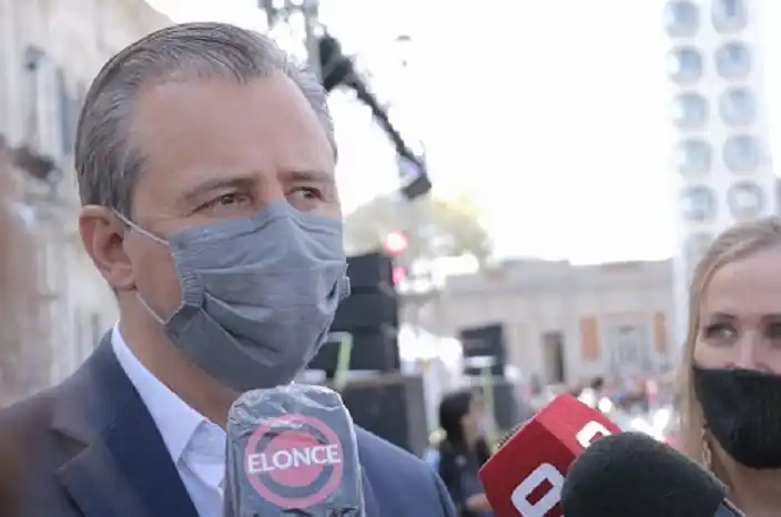 Bahl recordó que la venta ambulante es ilegal en Paraná