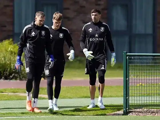Aston Villa va por un lugar en la definición