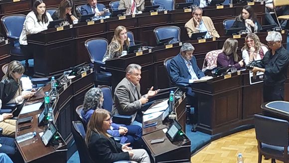 Pulti: "En la casa de enfrente no hay un distraído, hay uno que está resolviendo, que no se borró en la pandemia"