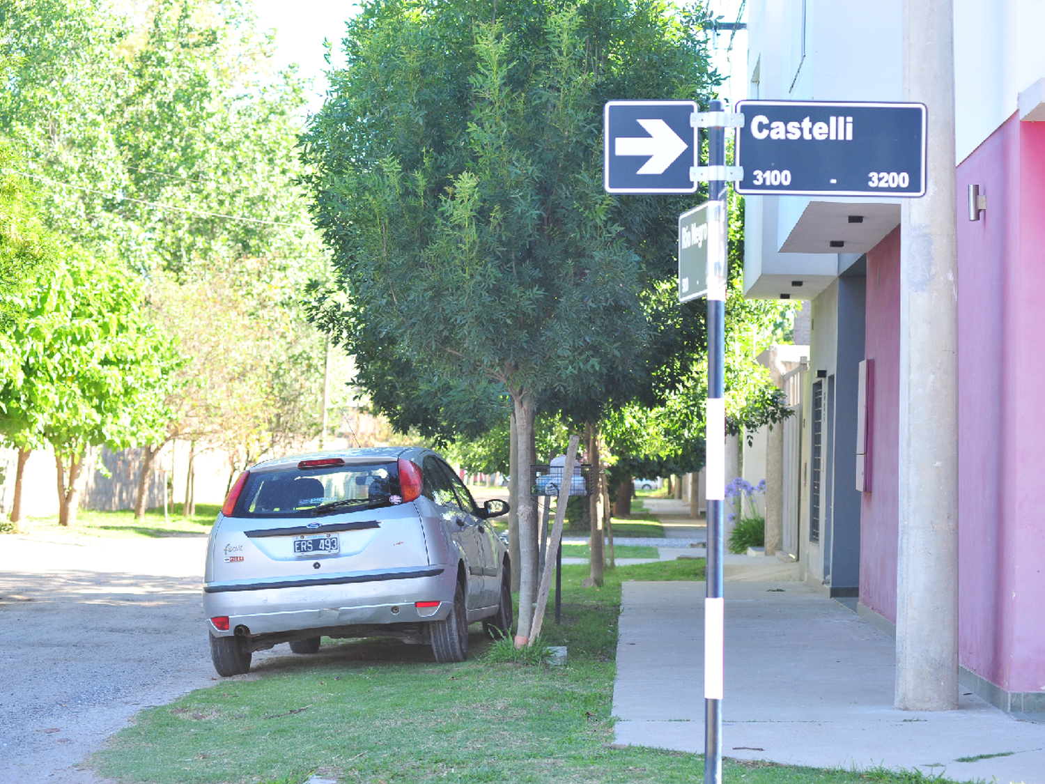 Vecinos reclaman que quedaron “aislados” debido a la obra de pavimento en Bº Independencia