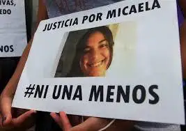 
Micaela, Andrea y Néstor, gracias por educarnos