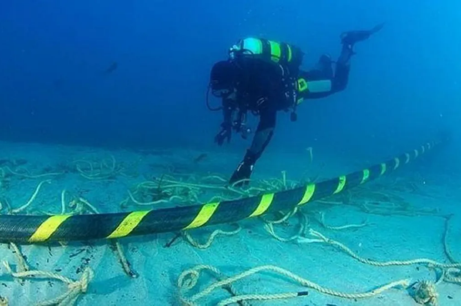 Google anunció la llegada de un nuevo cable submarino a la Argentina