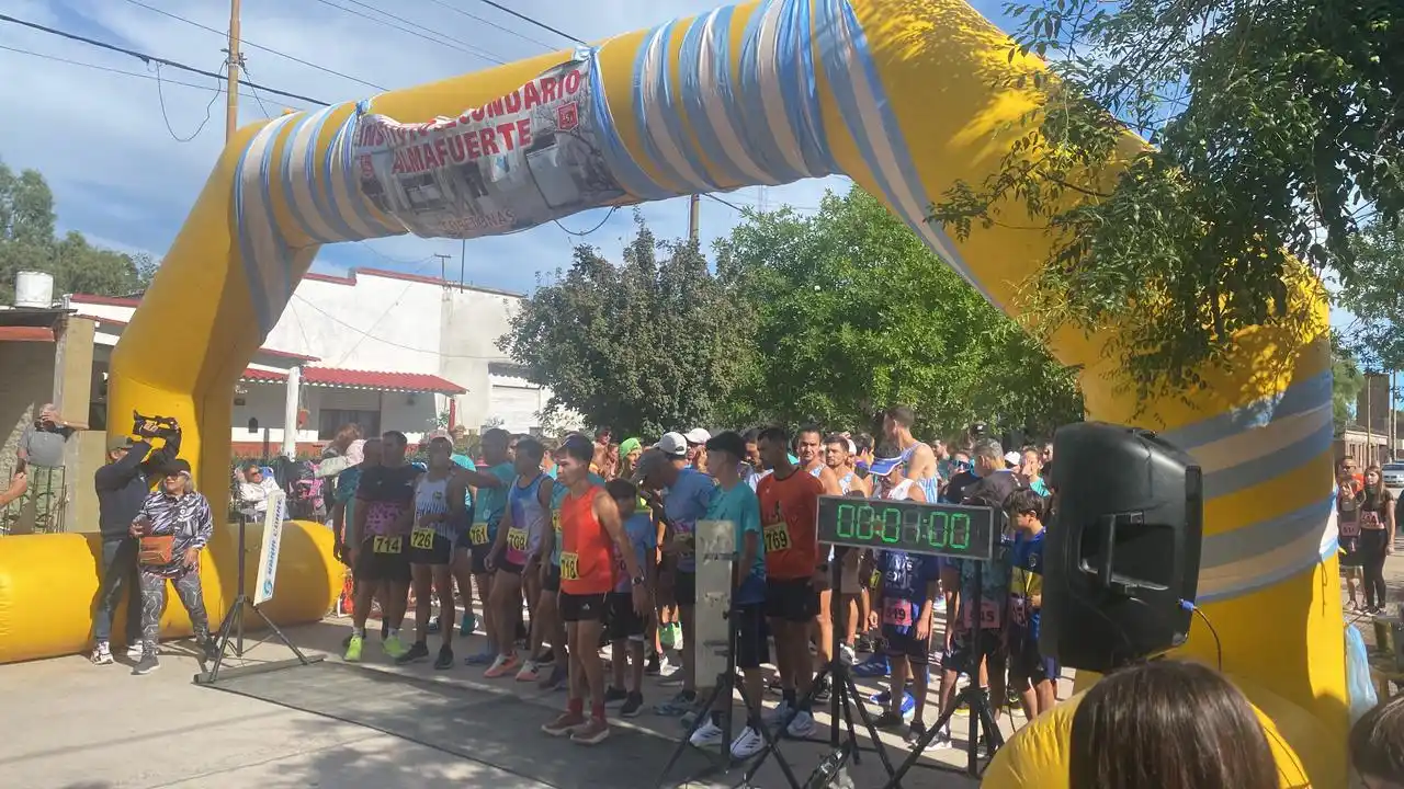 La cuarta edición de la prueba atlética desarrollada en Copetonas, a beneficio del Instituto Secundario, contó con 138 corredores de diversas edades