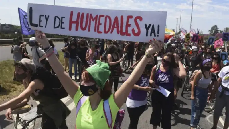Lamentan que la Ley de Humedales no se discuta en sesiones extraordinarias