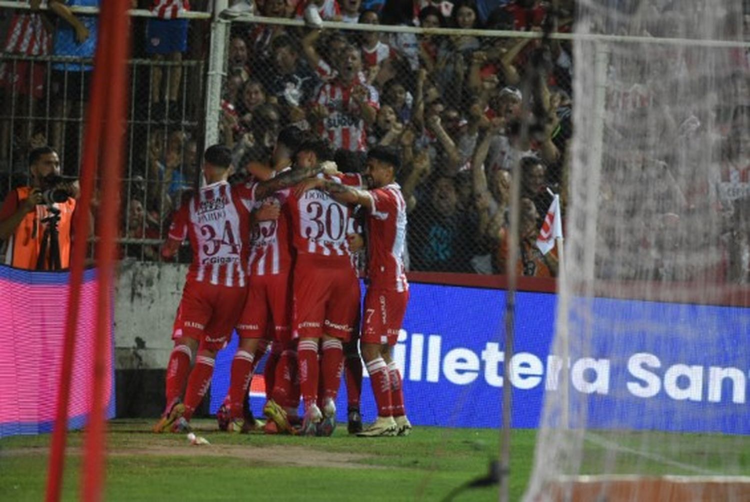 Ganó 1 a 0: Unión jugó a lo grande contra Boca y armó un fiestón