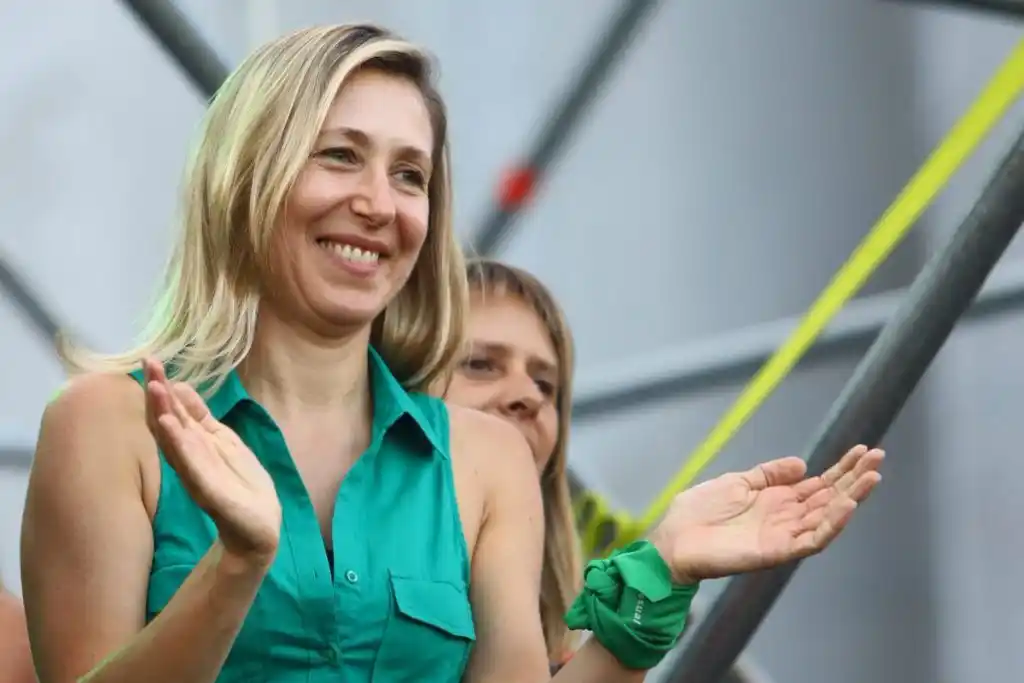 La izquierda espera romper con la "resignación"