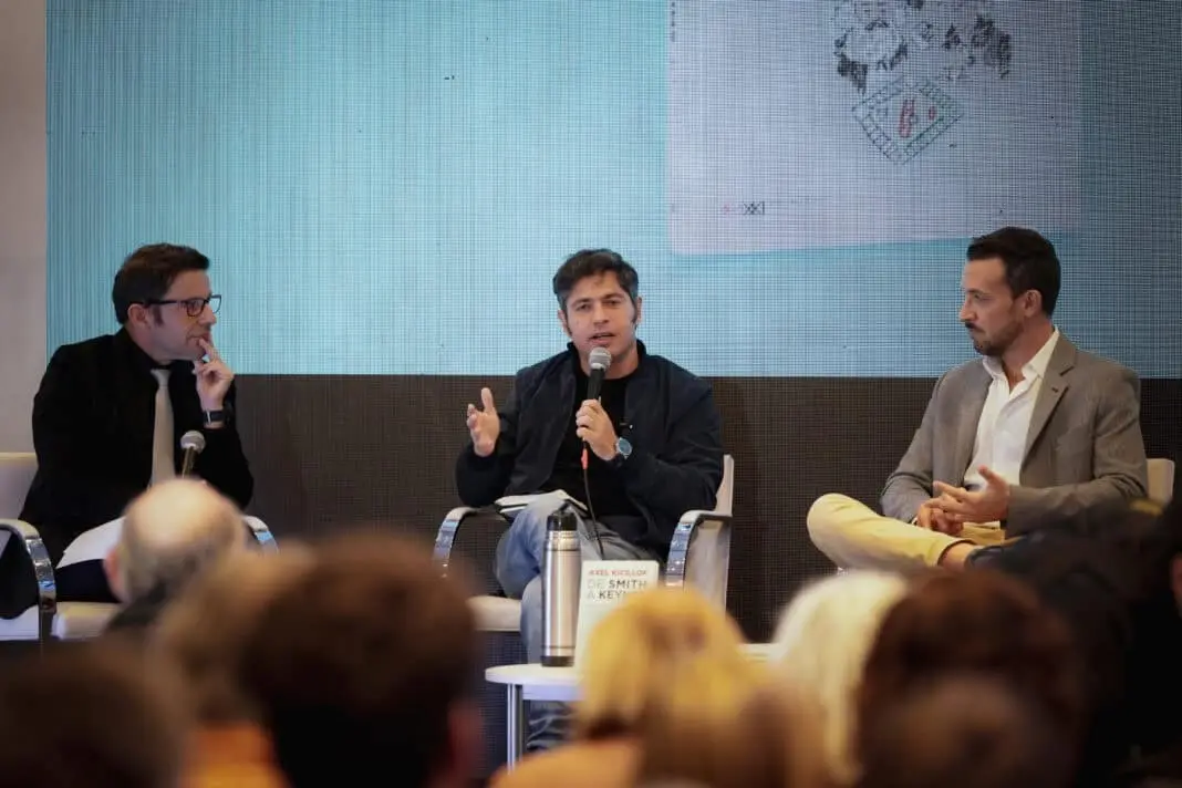 Diego Giacomini y Alejandro Bercovich, acompañaron a Axel Kicillof.