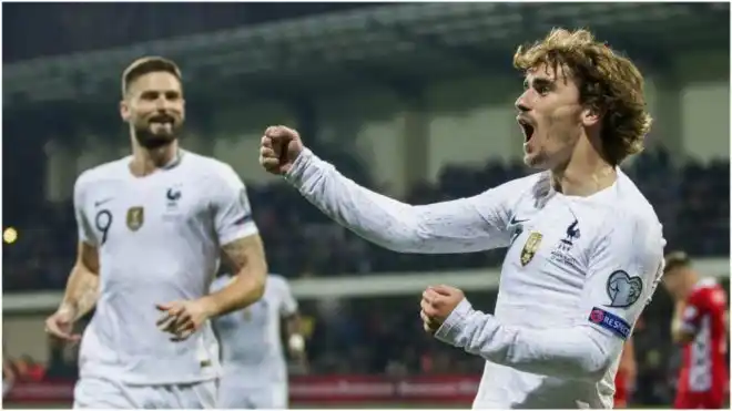 Cuatro goles de Francia en su debut en Moldavia