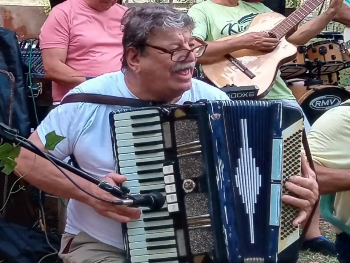 Profundo pesar en Larroque por el fallecimiento de Ricardo “Gordo” Elena