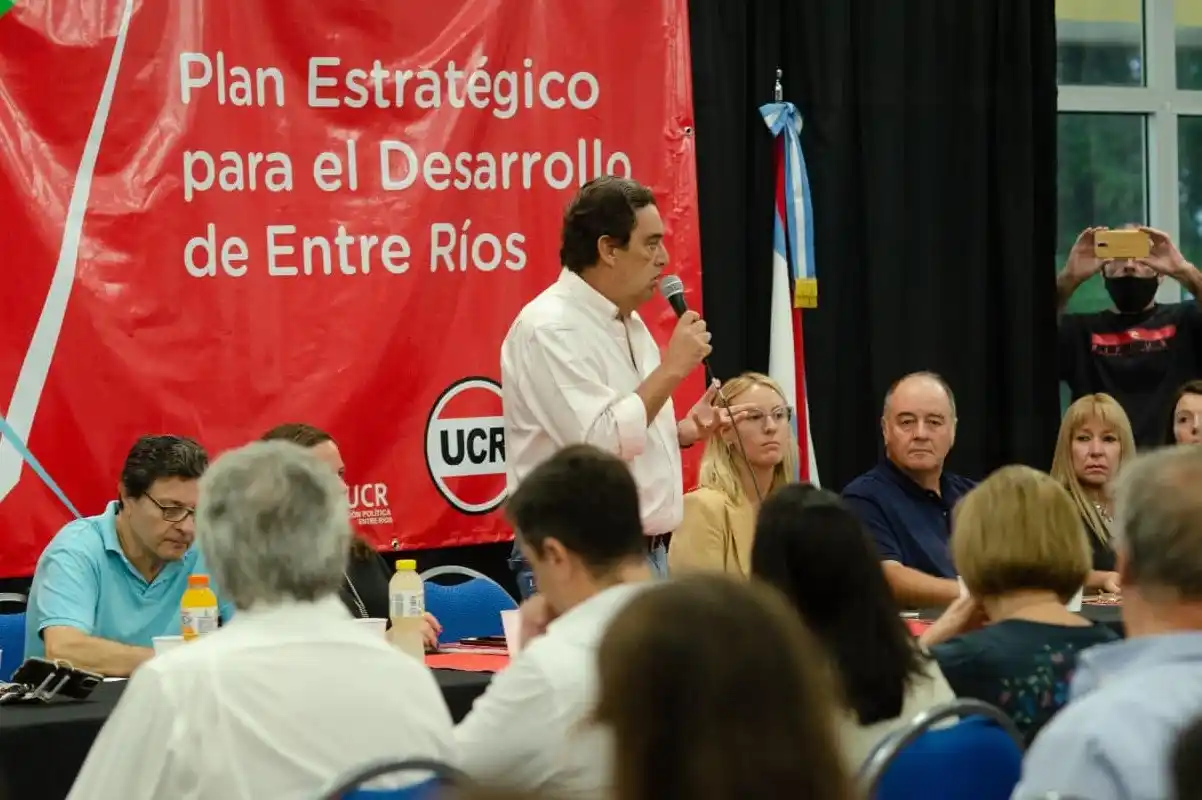 El radicalismo entrerriano rechazó cualquier tipo de alianza con Milei