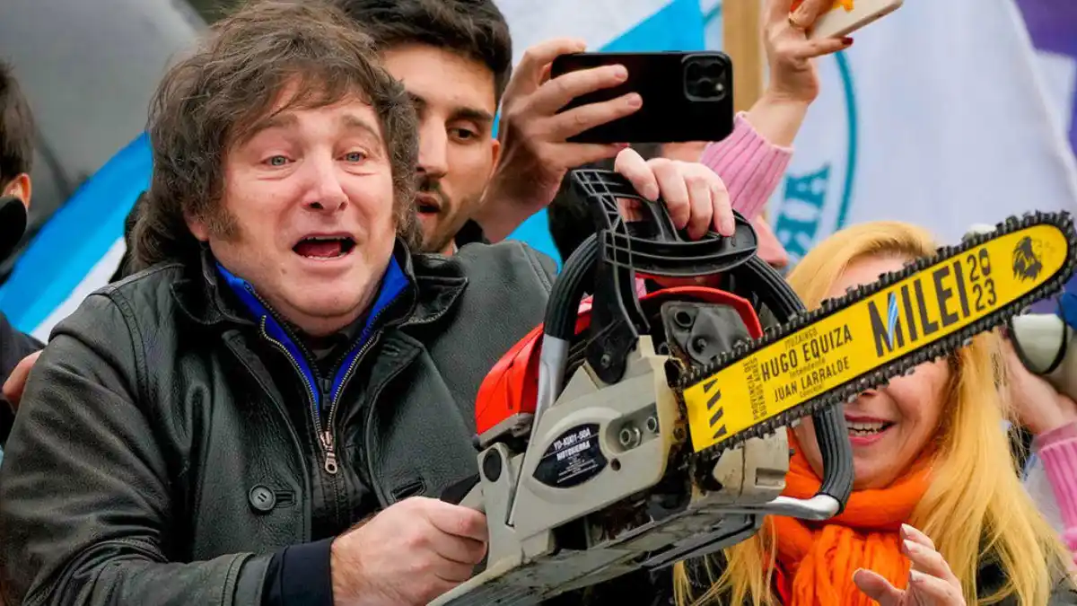 ¡MILEI HACE DE LAS SUYAS! Amenazó con una motosierra a los corruptos (VIDEO)