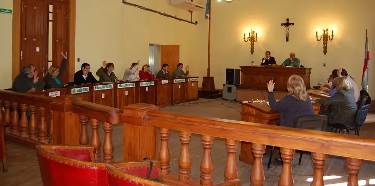 El Concejo apoyó la marcha de la Asamblea y pidió más diálogo