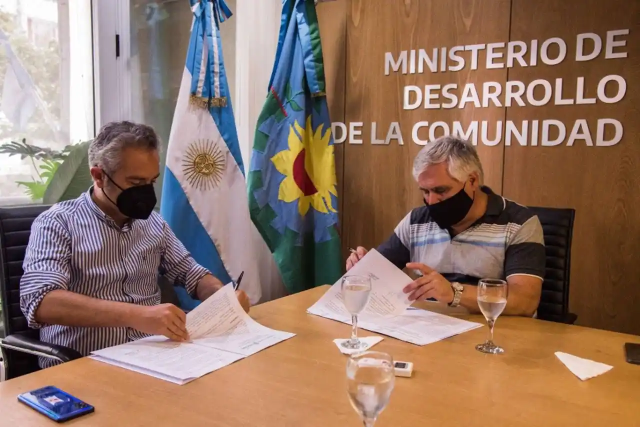 Acuerdo para mejoras habitacionales en Gonzales Chaves