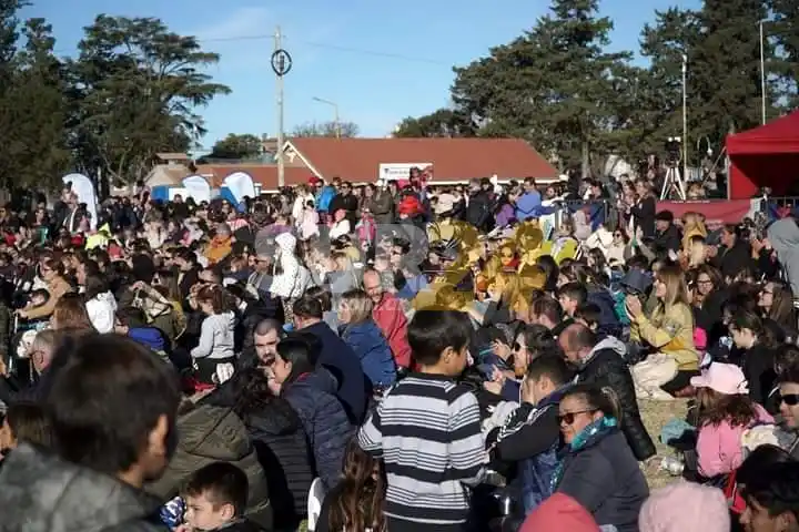 Cientos de familias disfrutaron de distintas actividades en el Playón del Ferrocarril
