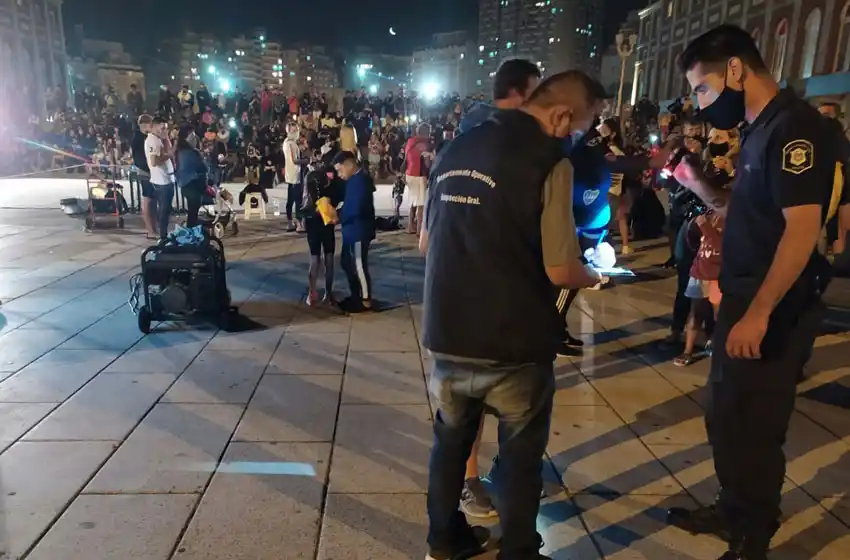 Se terminó el baile: desarticulan show en la Rambla