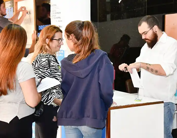 Se reabrió la inscripción para el boleto estudiantil gratuito
