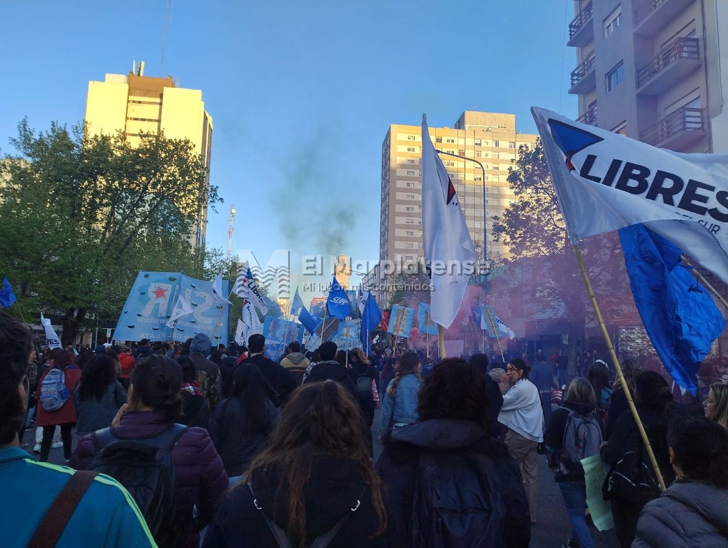 Luego de que el Presidente ratificará su decisión, en la UCR y otros bloques opositores aceleraron las negociaciones para sumar voluntades y llevar el debate al recinto.