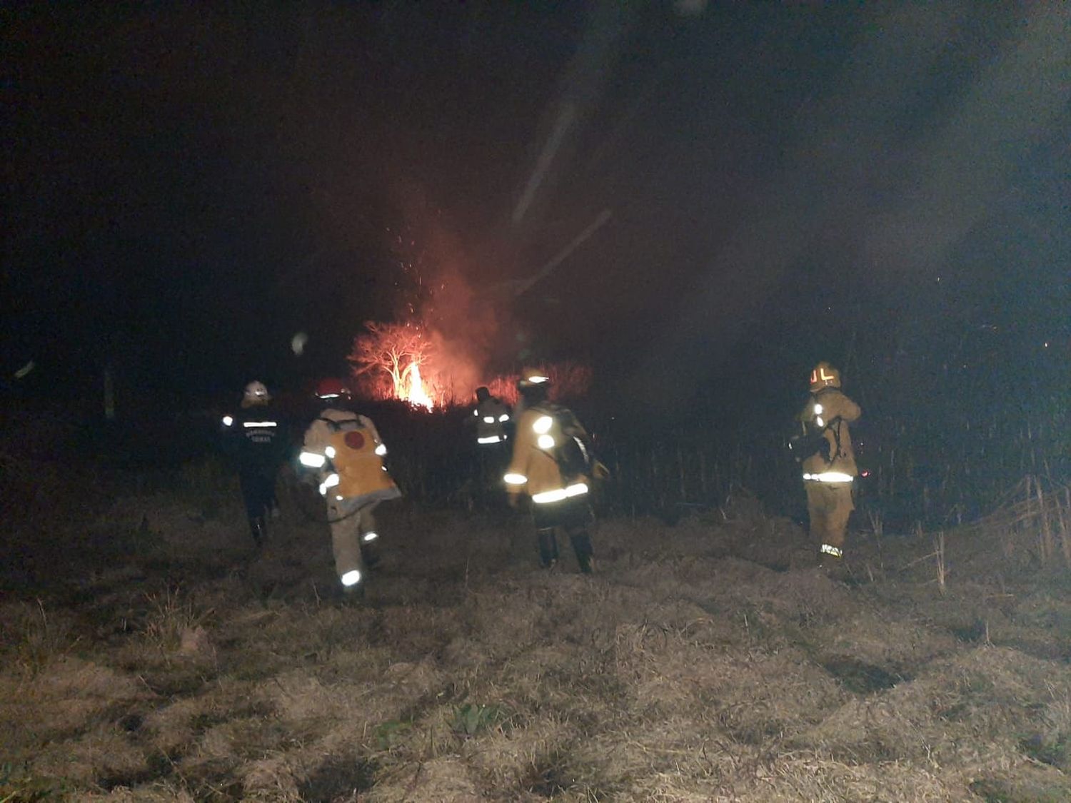 Incendio de proporciones en la Estancia La Centella