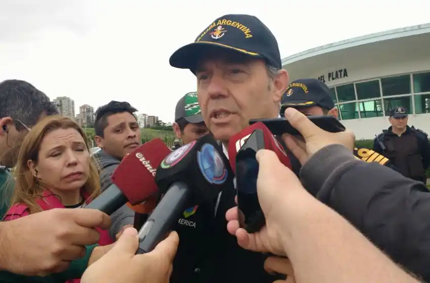 Para la Armada “no hay evidencia” que las señales sean del submarino