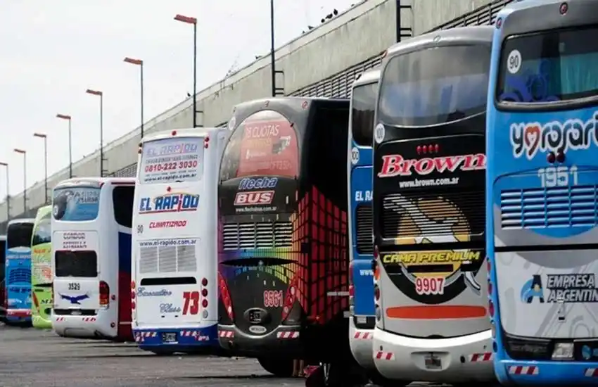 Por una crisis en el sector, podría verse afectado el servicio de transporte de media y larga distancia