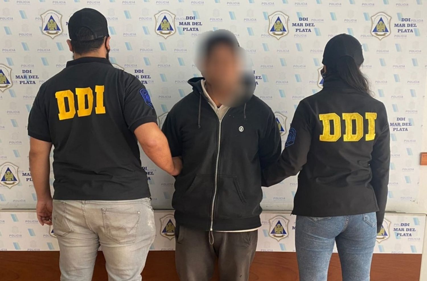 Detienen a un sujeto que violó a su ex pareja a mano armada