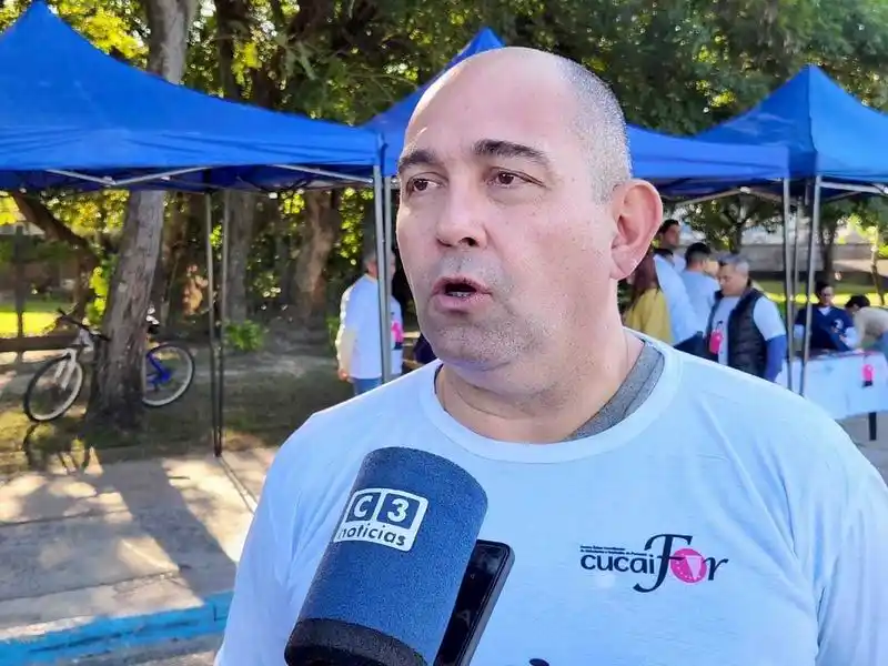 El CUCAIFOR organizó una caminata saludable